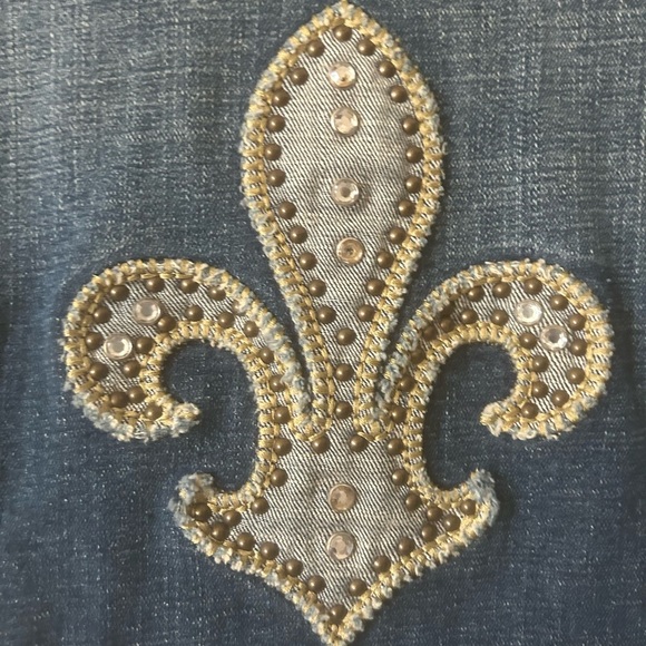 Unique S Denim Jacket embellished w fluer de leis studded back, very flattering. - Picture 5 of 11